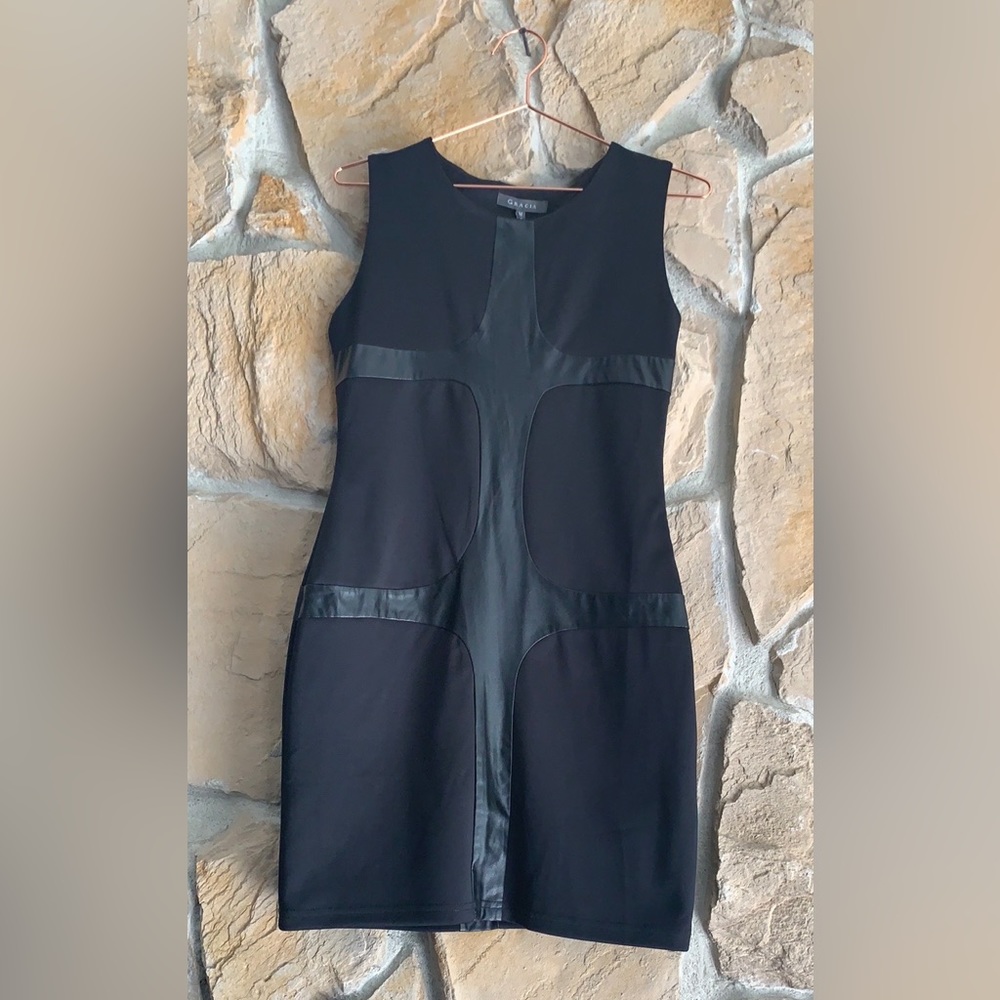 🍂 GRACIA Black Leather & Fabric Dress 🍂